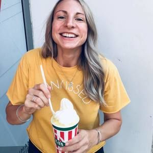 Meet your Posher, Casey